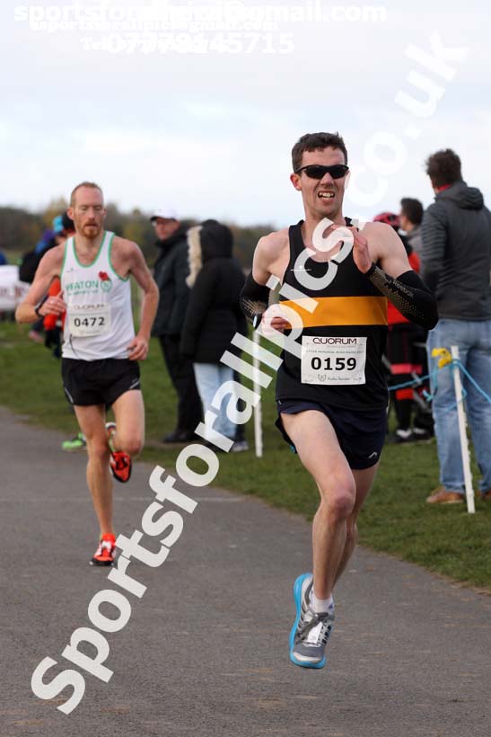 Senior mens and womens Heaton Harriers Memorial 10k Road Race, Newcastle. Photo:  David T. Hewitson/Sports for All Pics